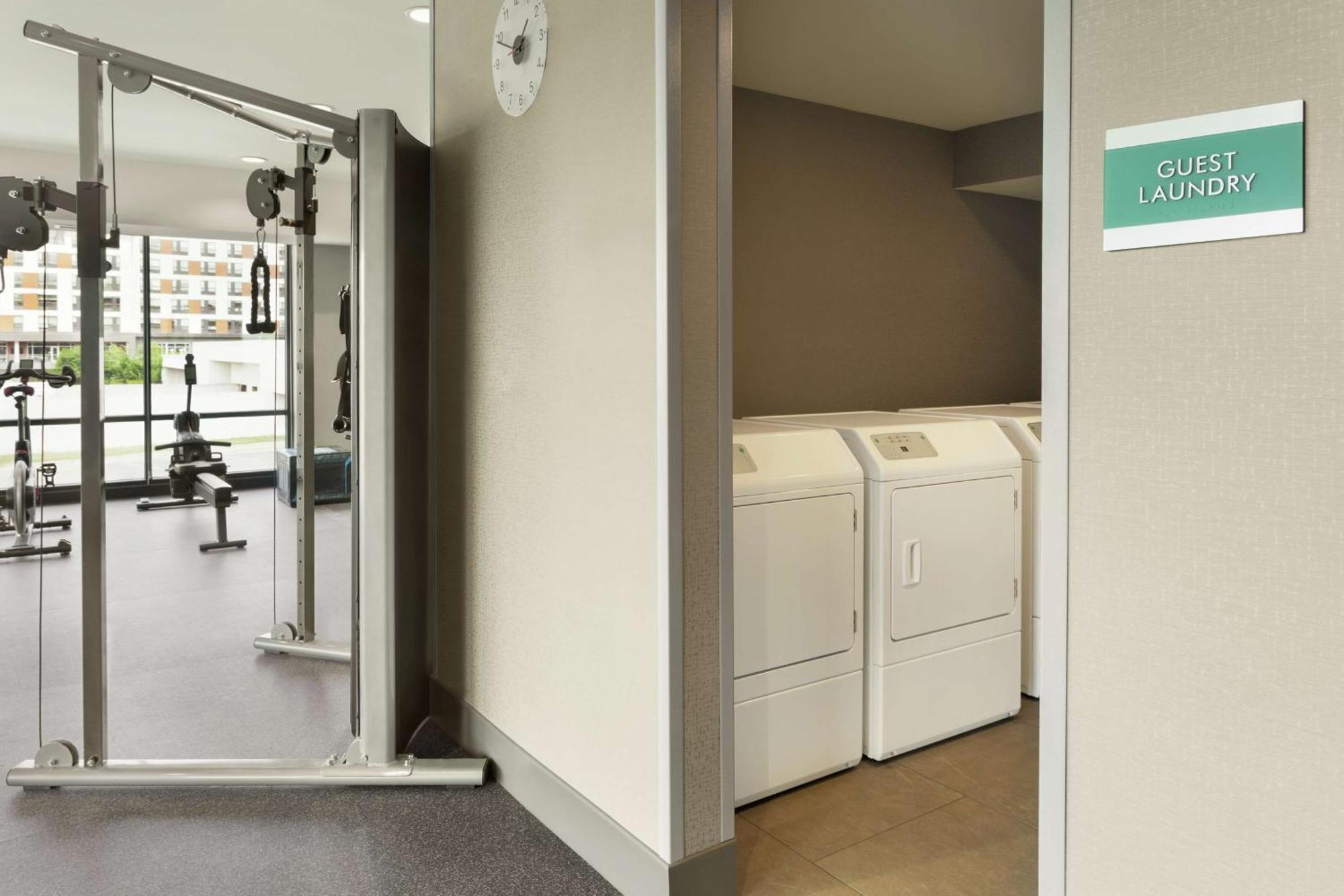 Home2 Suites By Hilton Minneapolis University Area מראה חיצוני תמונה